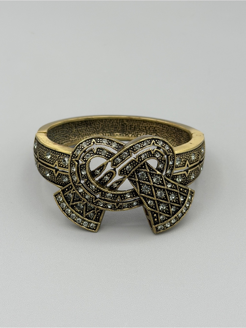 Heidi Daus Bow Ribbon Crystal Clamper Bracelet Gold-tone Filigree